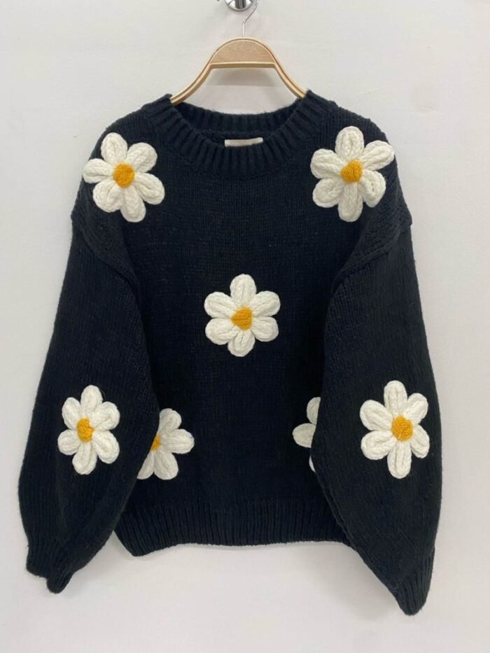 pull noir à marguerites pour femme automne hiver